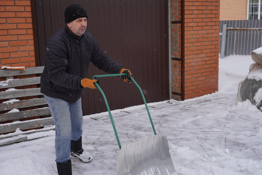 Уборка снега